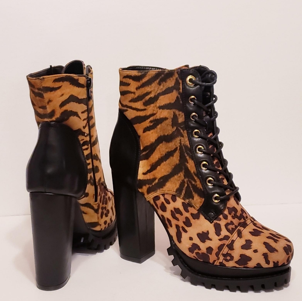 Leopard Chunky Heel Ankle Boots - Picture 2 of 9